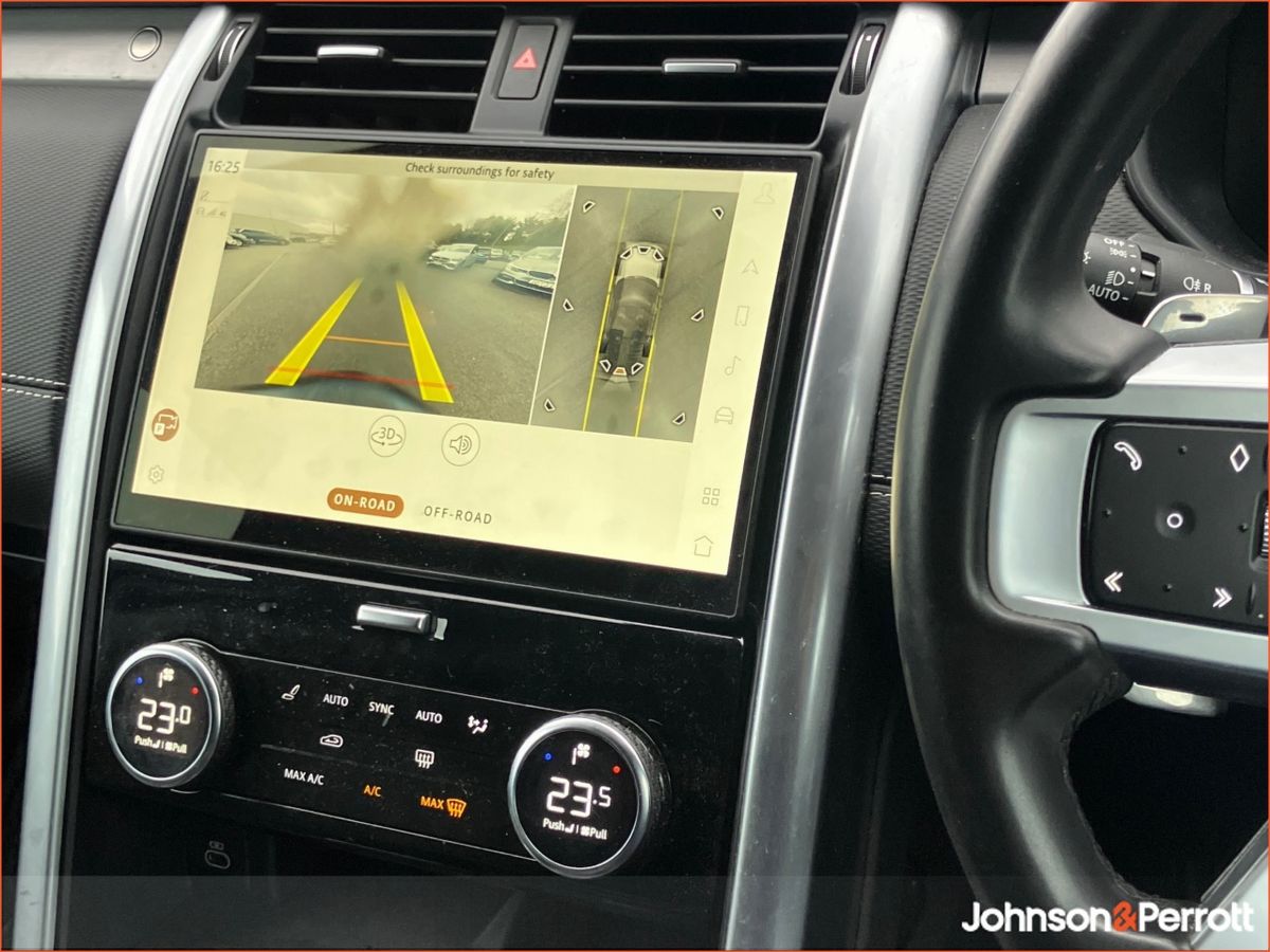 Land Rover Discovery DISCOVERY 3.0 SD6 DYNAMIC H 5 (Price Excludes VAT)