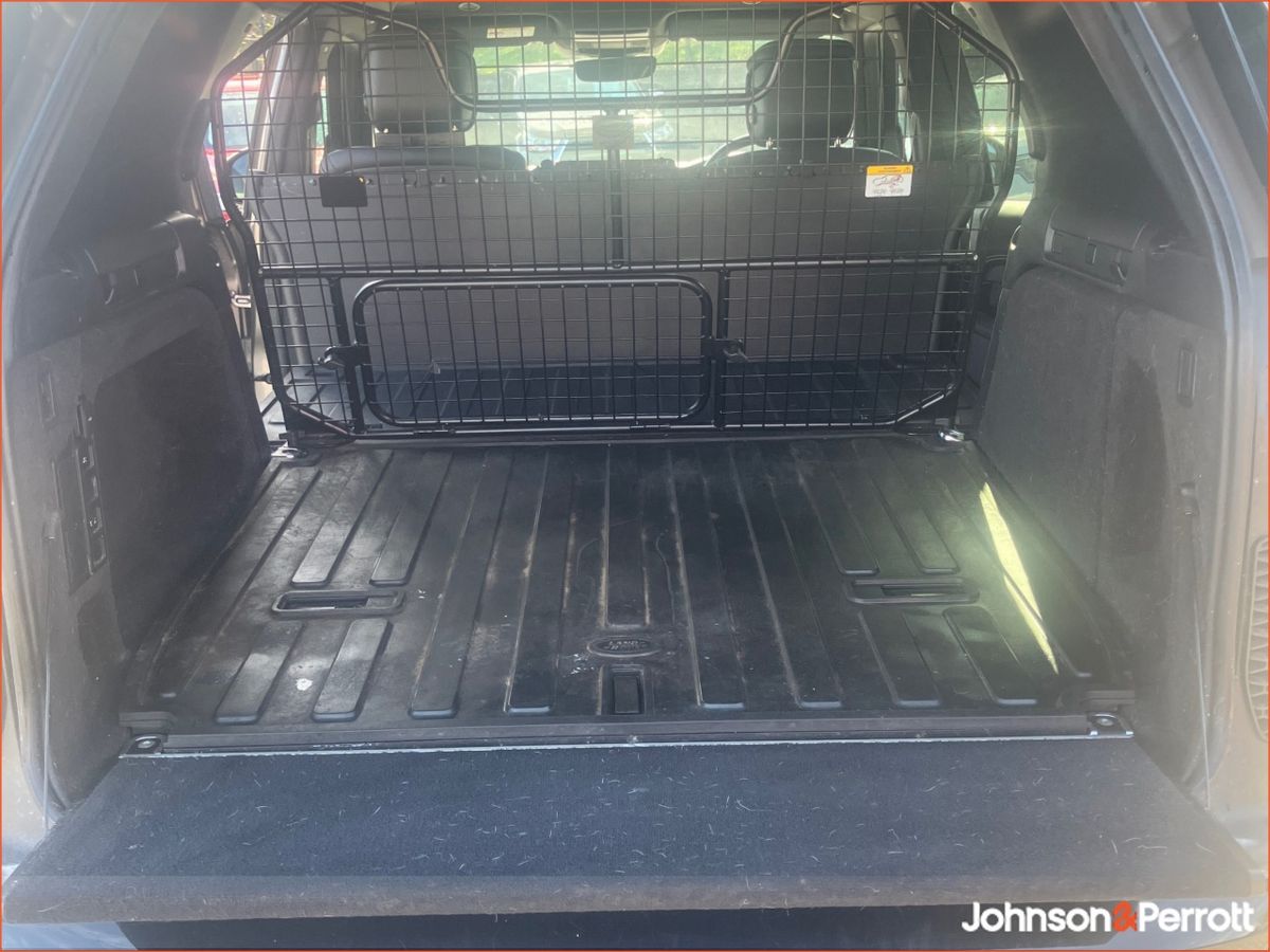 Land Rover Discovery DISCOVERY DISCOVERY 3.0 SD6 R- (Price Excludes VAT)