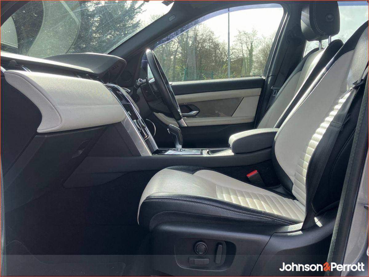 Land Rover Discovery Sport 2.0D 180PS AWD Auto R-Dynamic