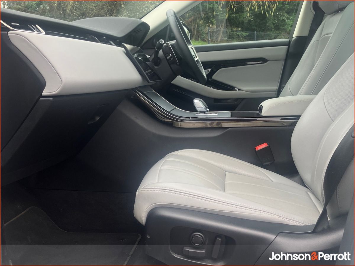 Land Rover Range Rover Evoque 1.5 I3 PHEV 269 PS S (Remainder of Manufacturer Warranty)