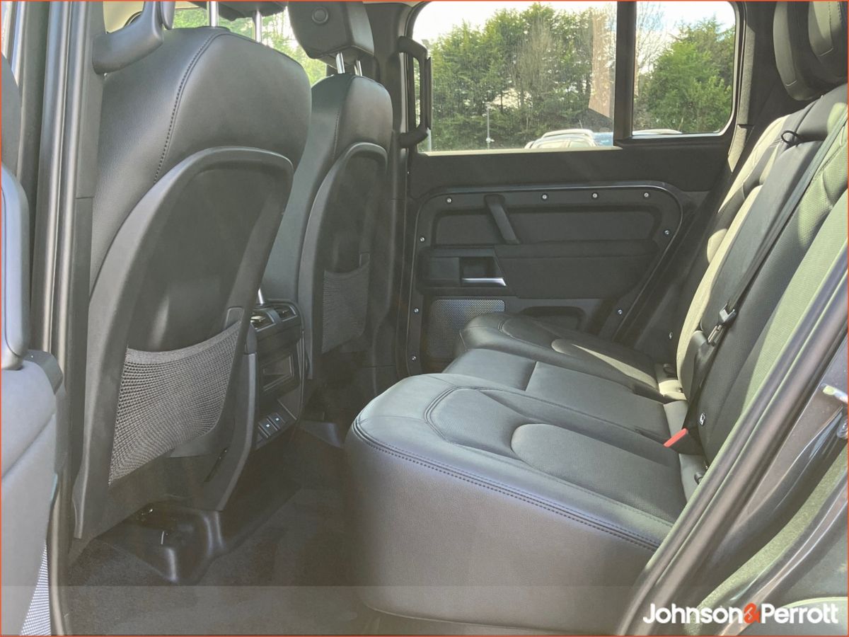 Land Rover Defender 110 2.0 Si4 PHEV S  (Remainder of Manufacturer Warranty)
