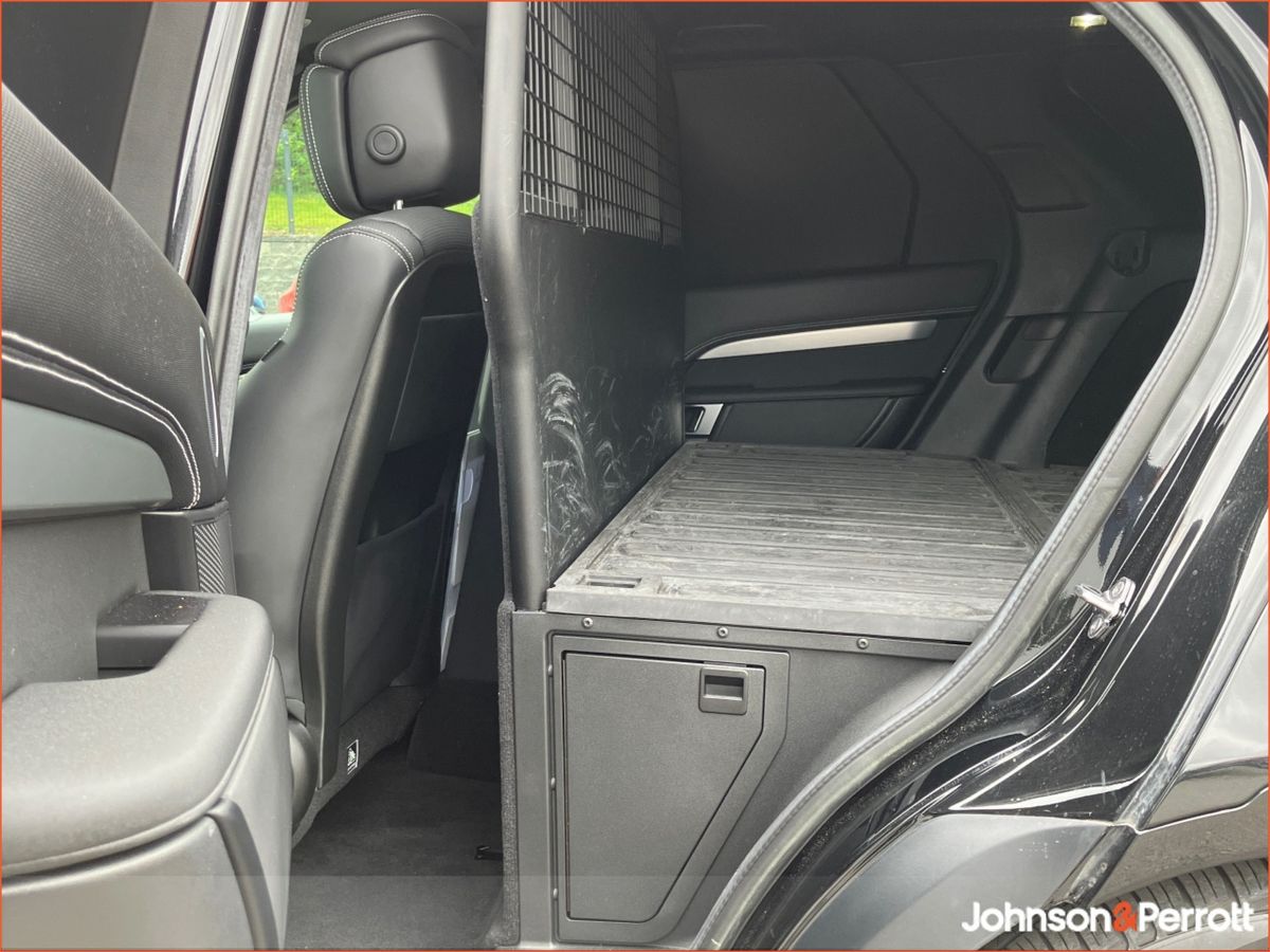 Land Rover Discovery DISCOVERY DISCOVERY 3.0 SD6 R- (Price Excludes VAT)