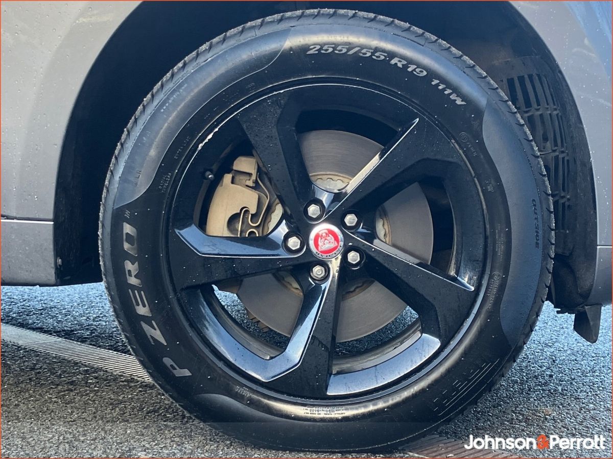 Jaguar F-Pace 2.0 I4 PHEV 404 PS AWD Auto R-dyn S