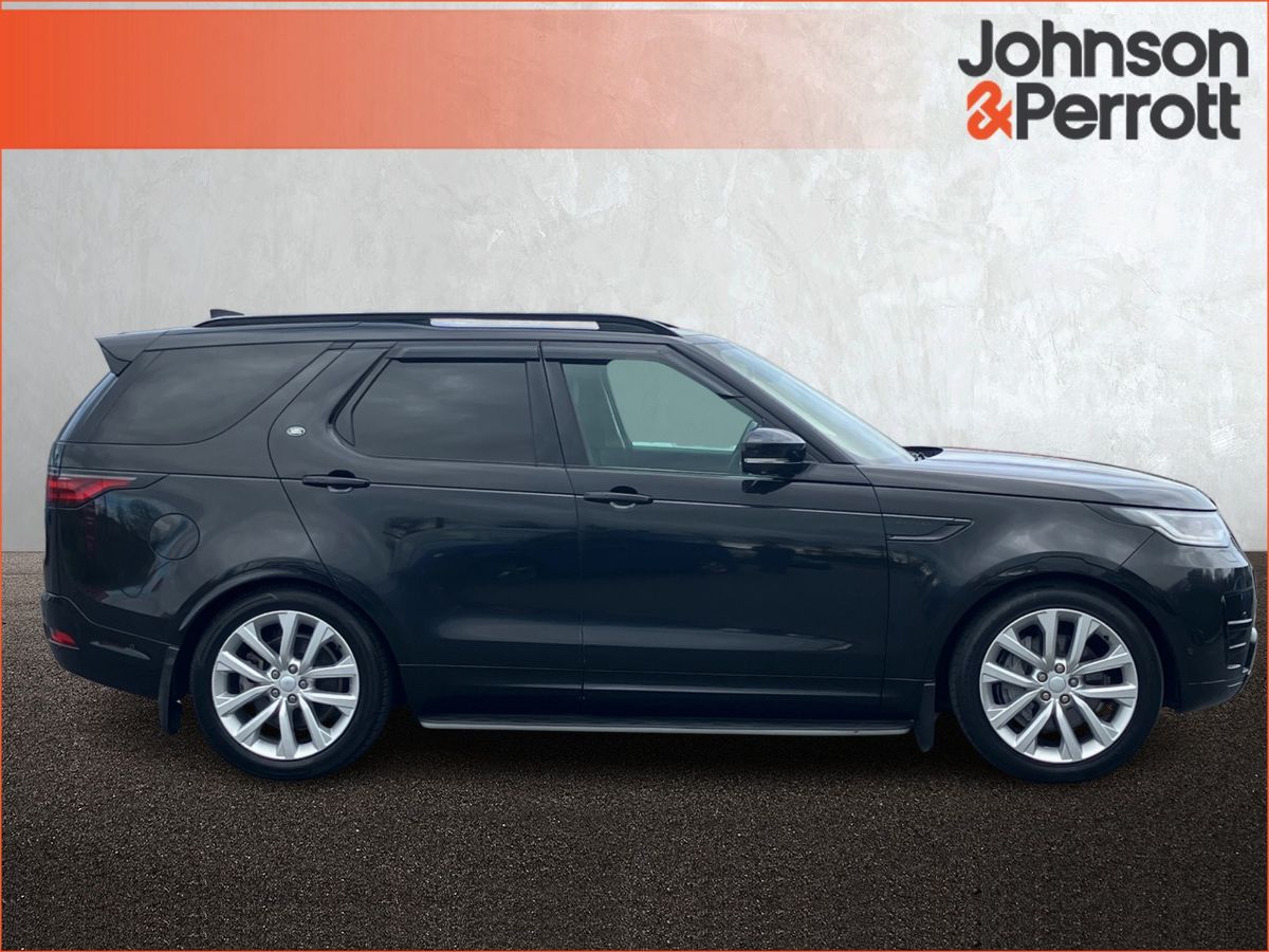 Land Rover Discovery DISCOVERY MY21 3.0 SD6 SE COMM (Price excludes VAT)