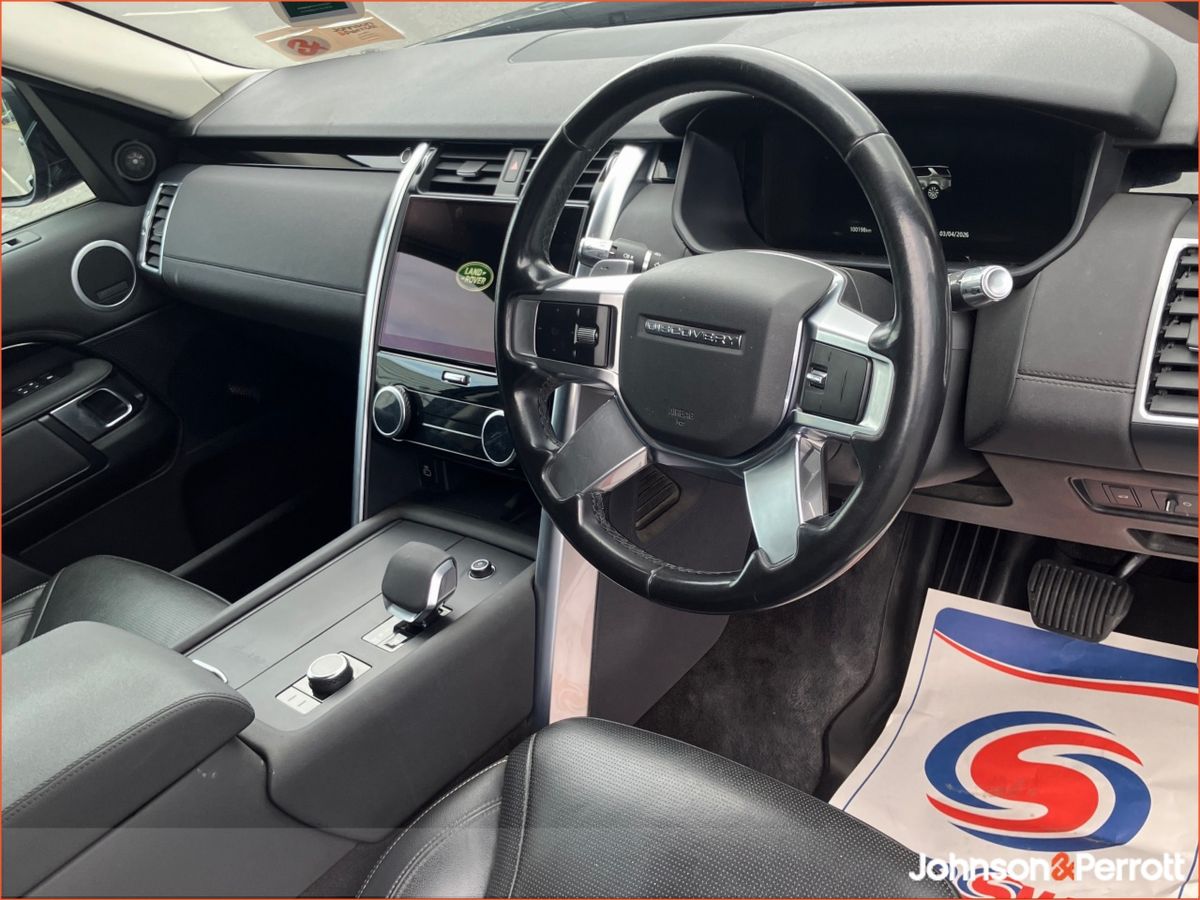 Land Rover Discovery DISCOVERY MY21 3.0 SD6 SE COMM (Price excludes VAT)