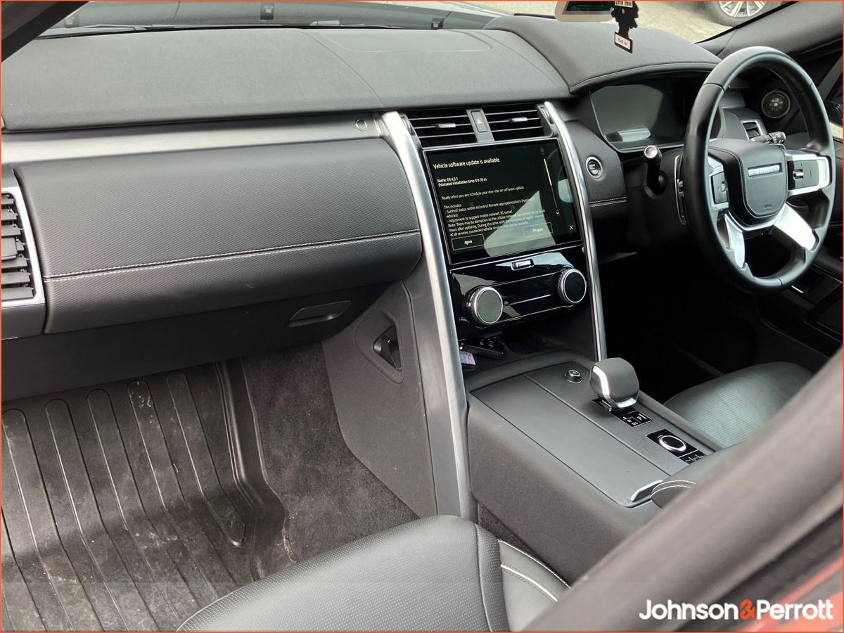 Land Rover Discovery DISCOVERY 3.0 SD6 DYNAMIC H 5  (Price Excludes VAT)