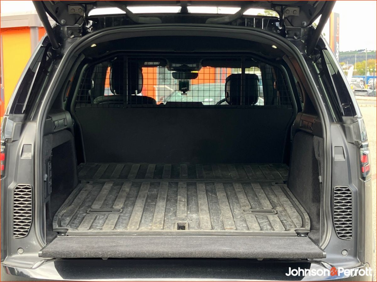 Land Rover Discovery DISCOVERY 3.0 SD6 DYNAMIC H 5  (Price Excludes VAT)