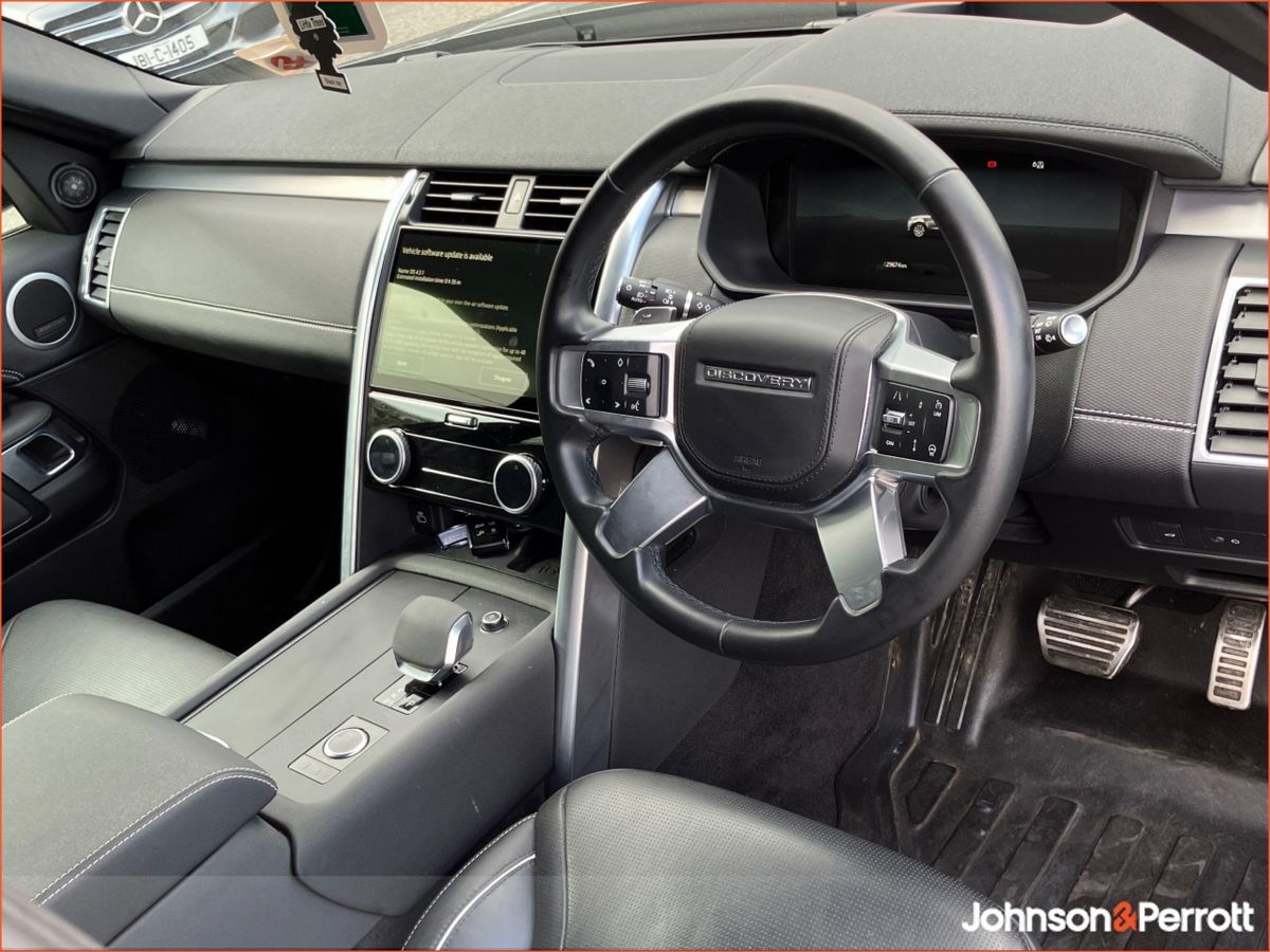 Land Rover Discovery DISCOVERY 3.0 SD6 DYNAMIC H 5  (Price Excludes VAT)