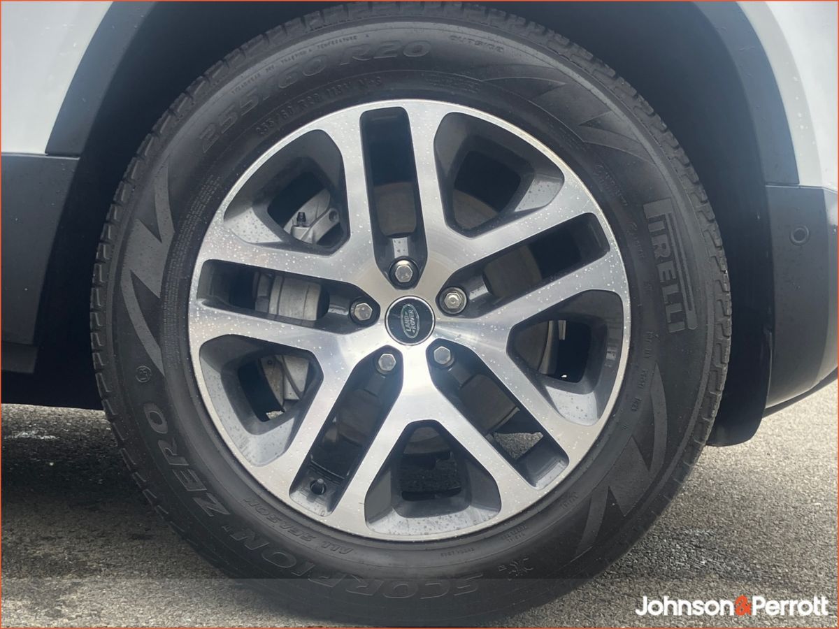 Land Rover Defender 110 2.0 Si4 PHEV 300 PS S Campaign, (Remainder of Manufacturer Warranty)