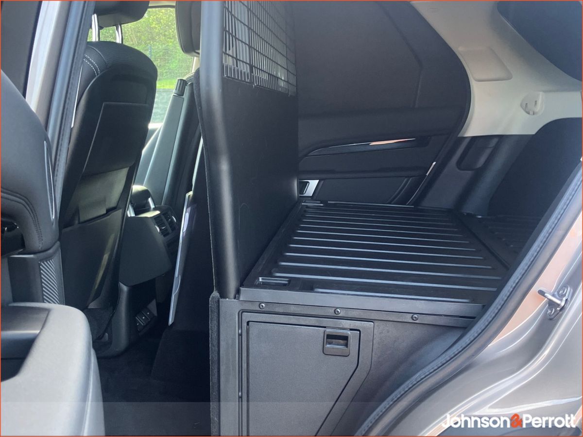 Land Rover Discovery DISCOVERY DISCOVERY 3.0 SD6 SE  (Price Excludes VAT)