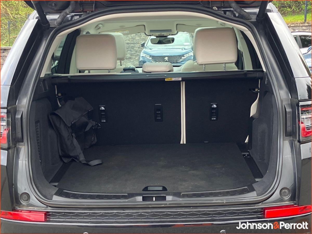 Land Rover Discovery Sport 1.5 I3 PHEV 309 PS AWD S Auto,  (Remainder of Manufacturer Warranty)