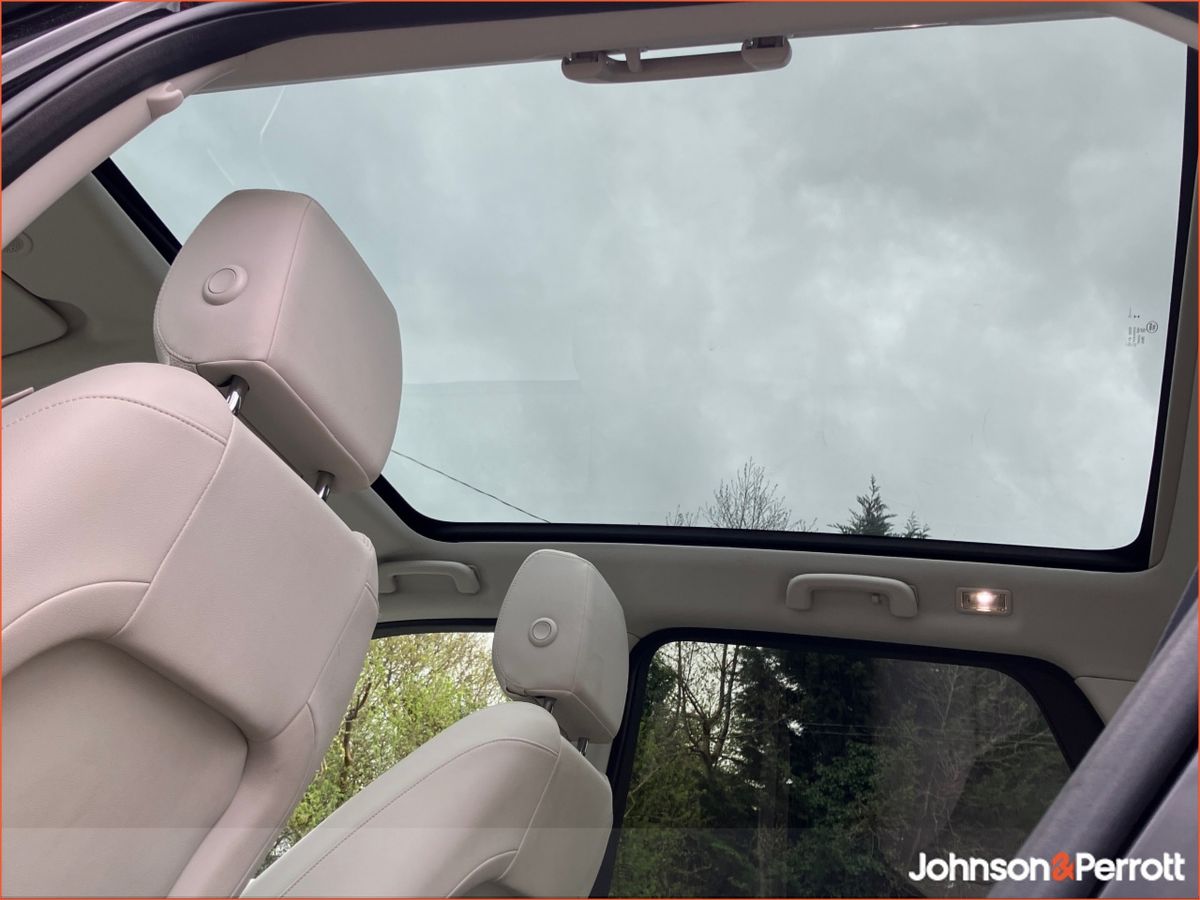 Land Rover Discovery Sport 1.5 I3 PHEV 309 PS AWD S Auto,  (Remainder of Manufacturer Warranty)