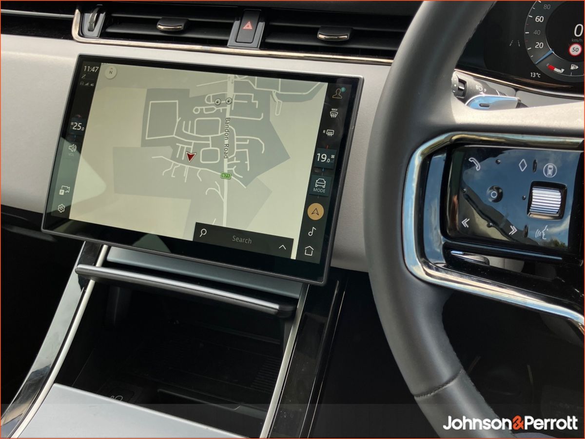 Land Rover Range Rover Evoque 1.5 I3 PHEV 269 PS S,  (Remainder of Manufacturer Warranty)