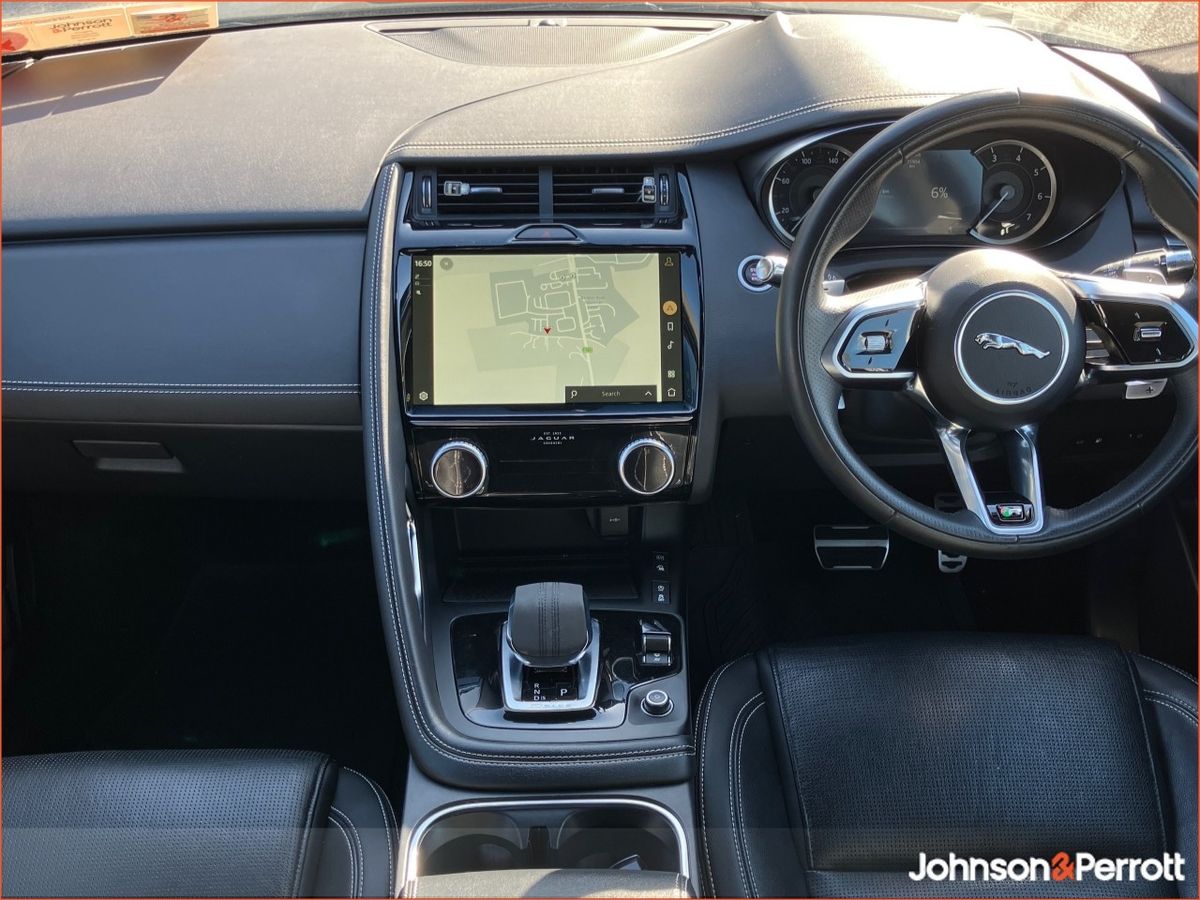 Jaguar E-Pace 1.5 I3 PHEV 300 PS AWD R-Dynamic S