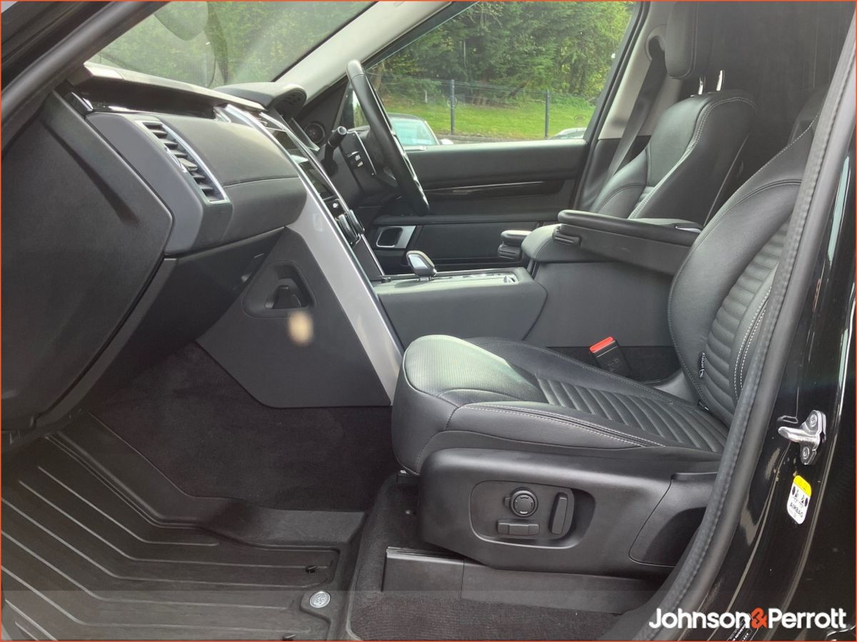 Land Rover Discovery DISCOVERY 3.0 SD6 SE COMMERCI  (Remainder of Manufaturer Warranty & Price Excludes VAT)