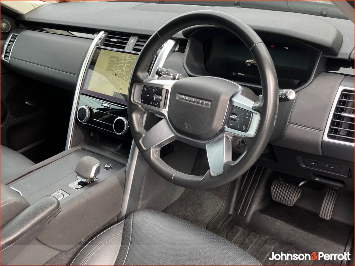 Land Rover Discovery DISCOVERY 3.0 SD6 SE COMMERCI  (Remainder of Manufaturer Warranty & Price Excludes VAT)