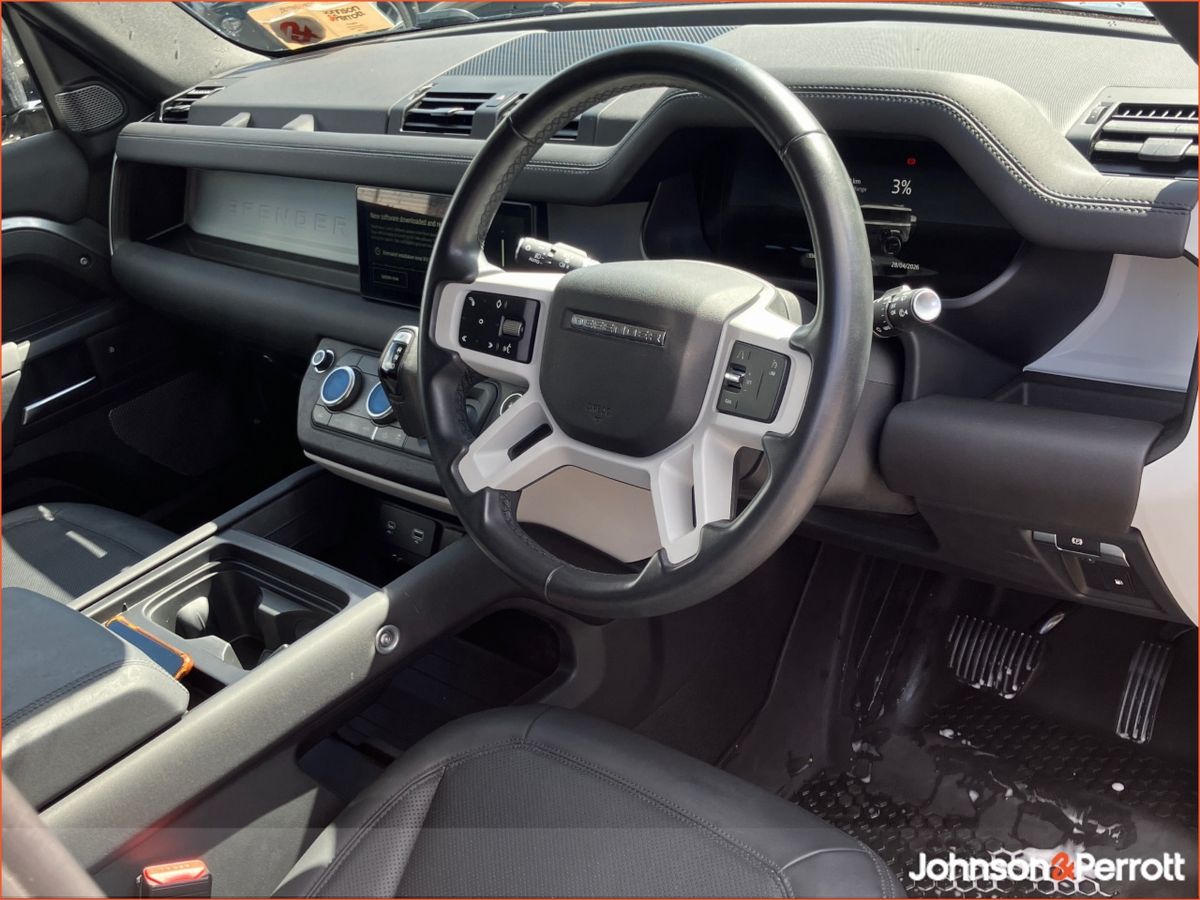 Land Rover Defender 110 2.0 Si4 PHEV S (Remainder of Manufacturer Warranty)
