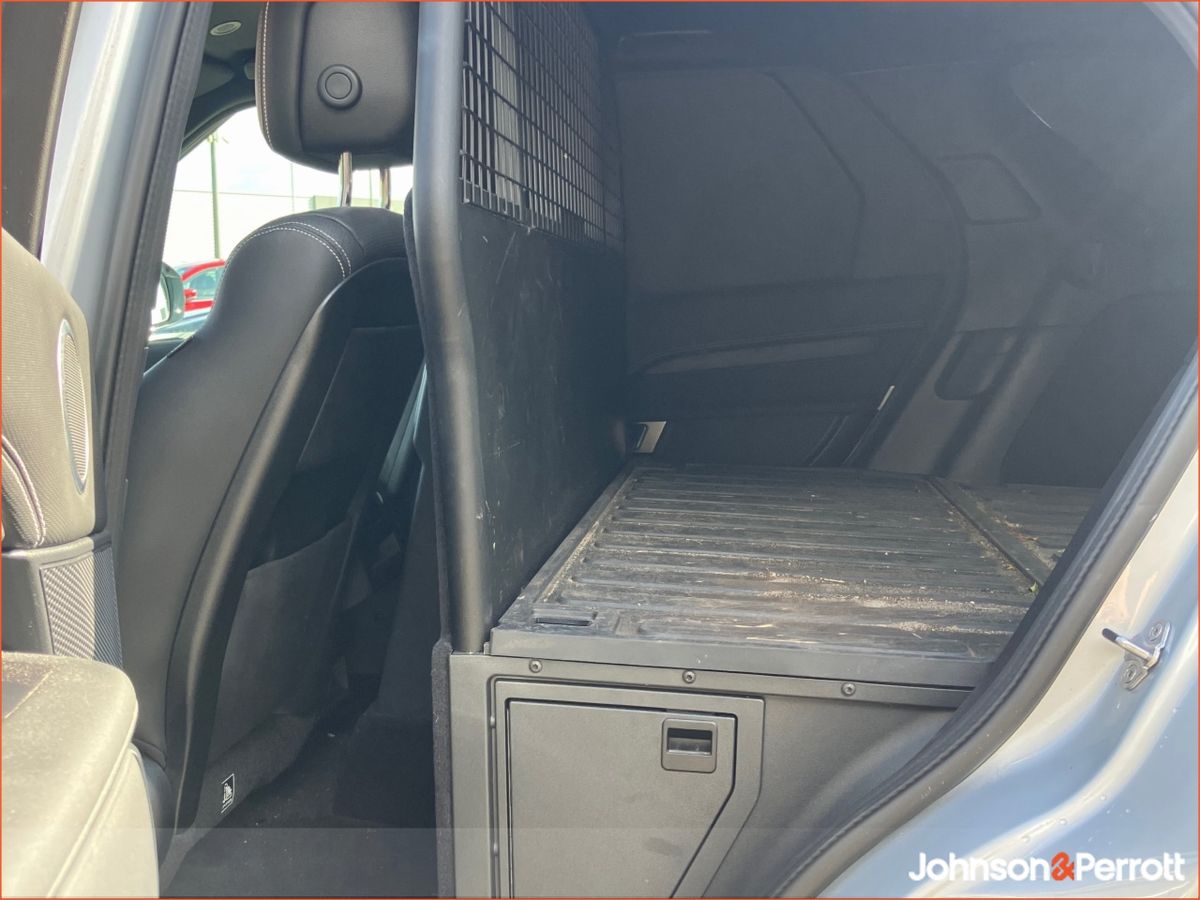 Land Rover Discovery DISCOVERY DISCOVERY 3.0 SD6 R-, (Price Excludes VAT)