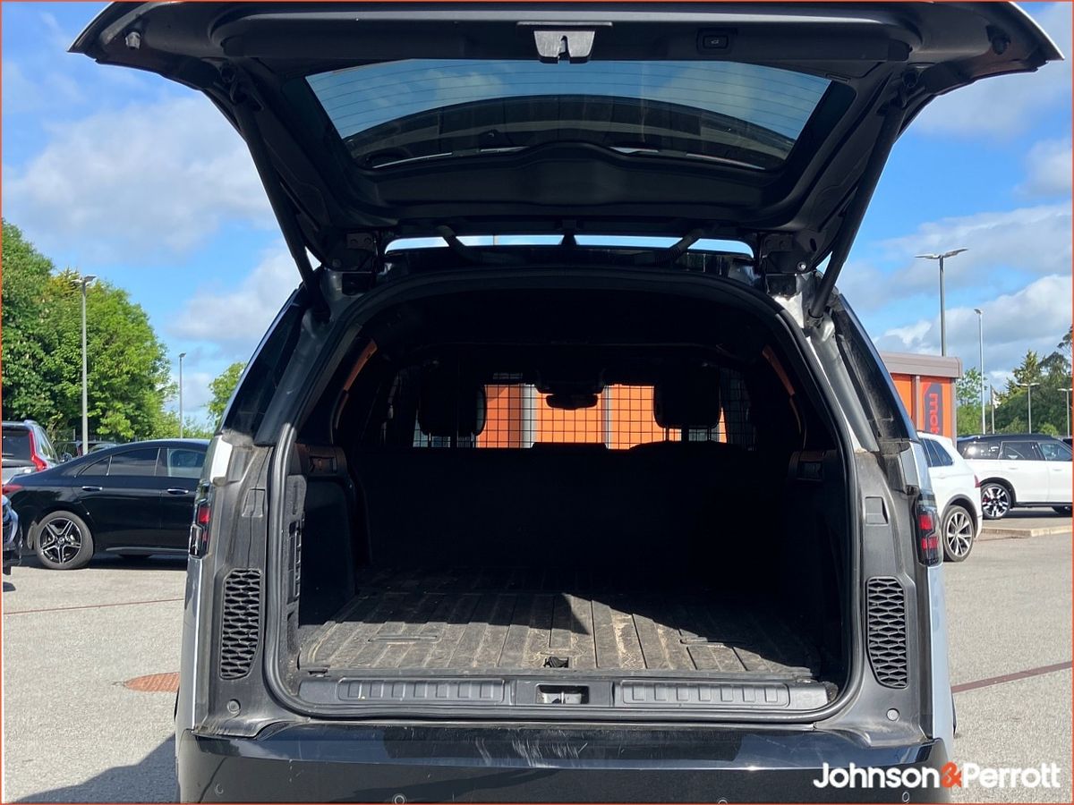 Land Rover Discovery DISCOVERY DISCOVERY 3.0 SD6 R-, (Price Excludes VAT)