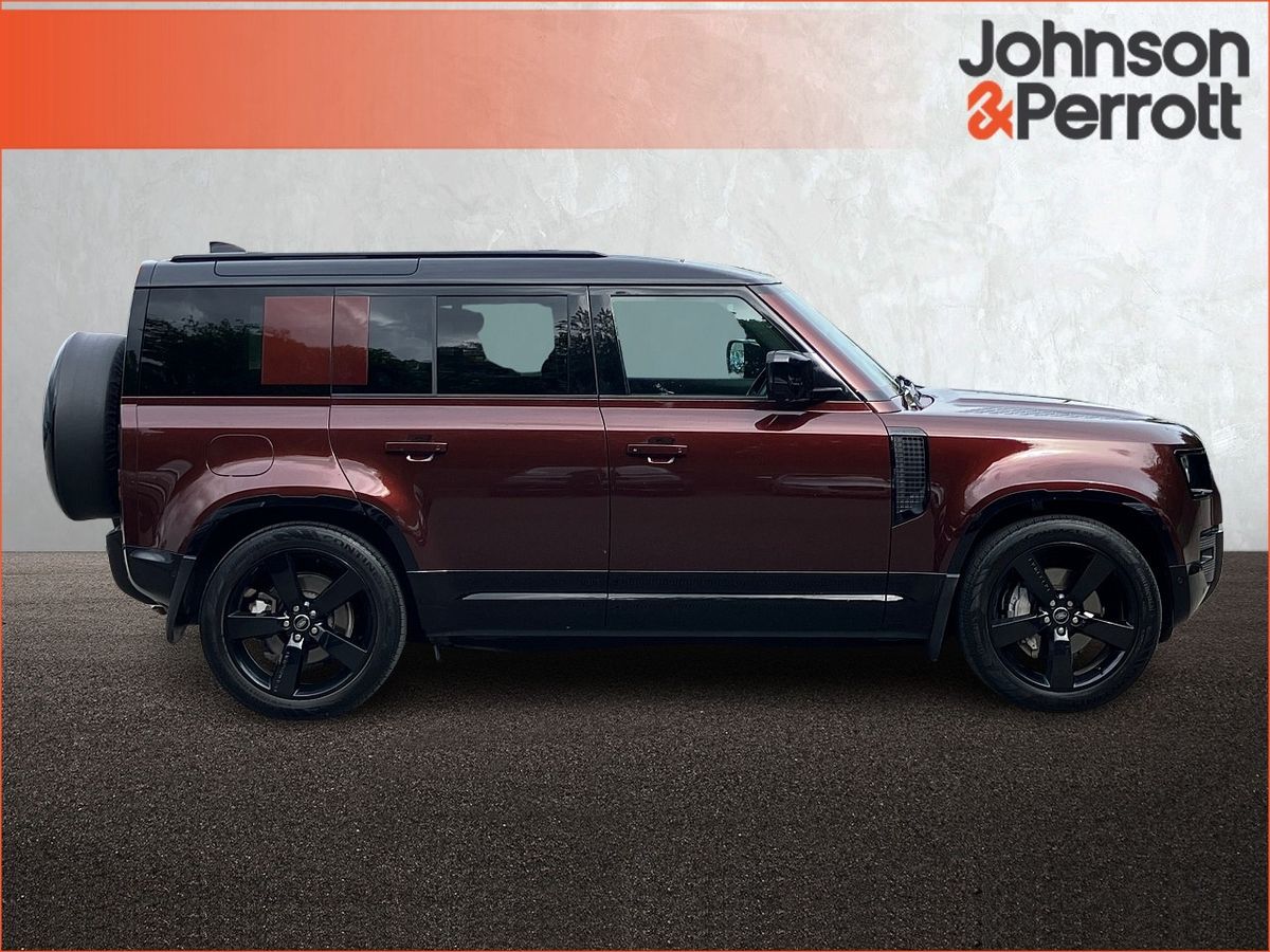 Land Rover Defender 110 2.0 Si4 PHEV 300 PS Sedona Edition,  (Remainder of Manufacturer Warranty)