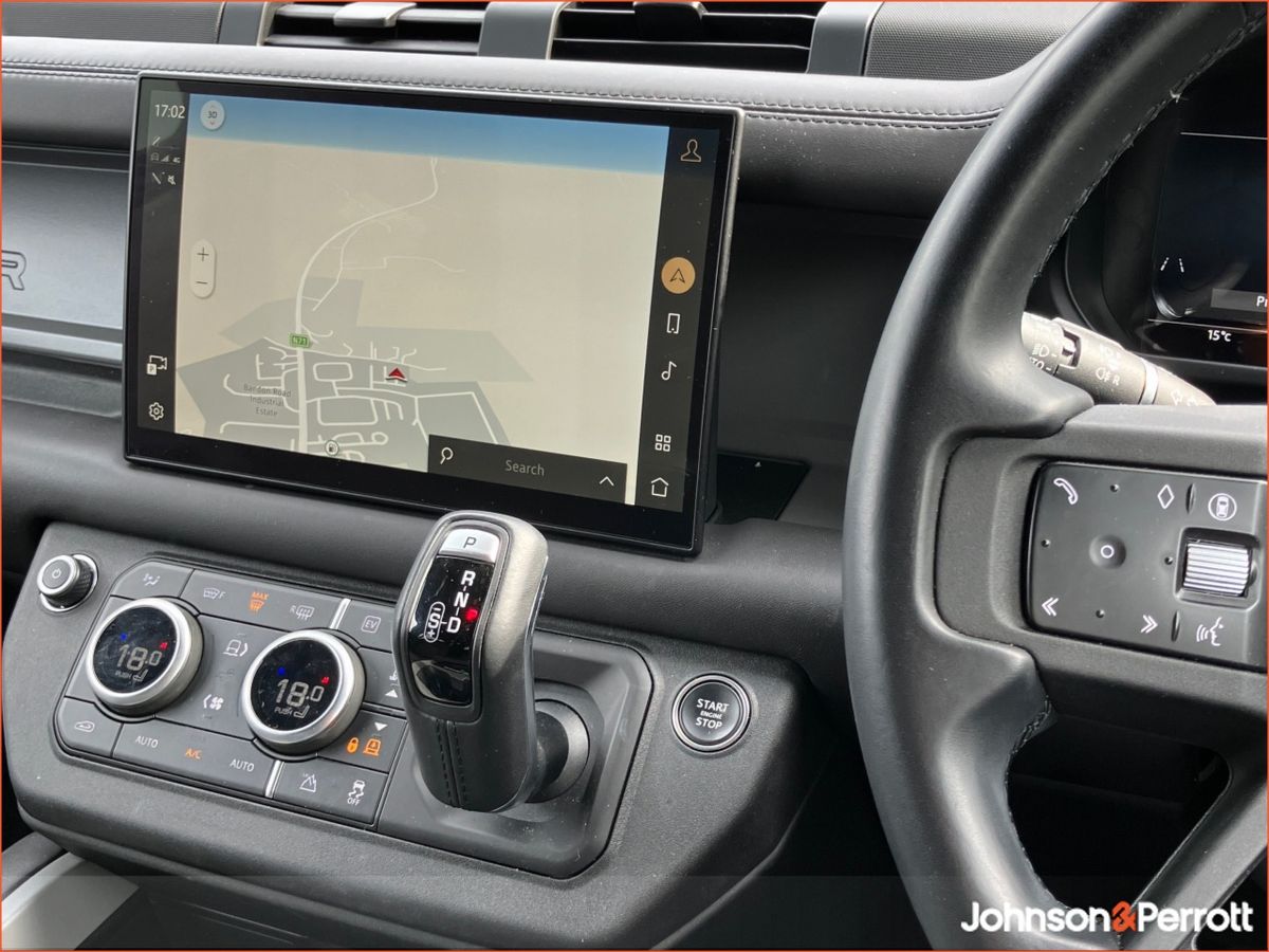 Land Rover Defender 110 2.0 Si4 PHEV 300 PS Sedona Edition,  (Remainder of Manufacturer Warranty)