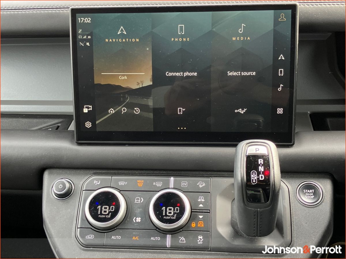 Land Rover Defender 110 2.0 Si4 PHEV 300 PS Sedona Edition,  (Remainder of Manufacturer Warranty)