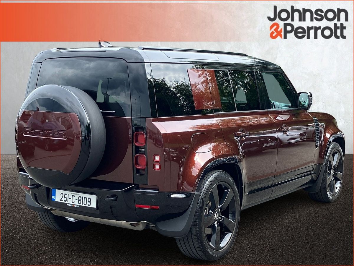Land Rover Defender 110 2.0 Si4 PHEV 300 PS Sedona Edition,  (Remainder of Manufacturer Warranty)