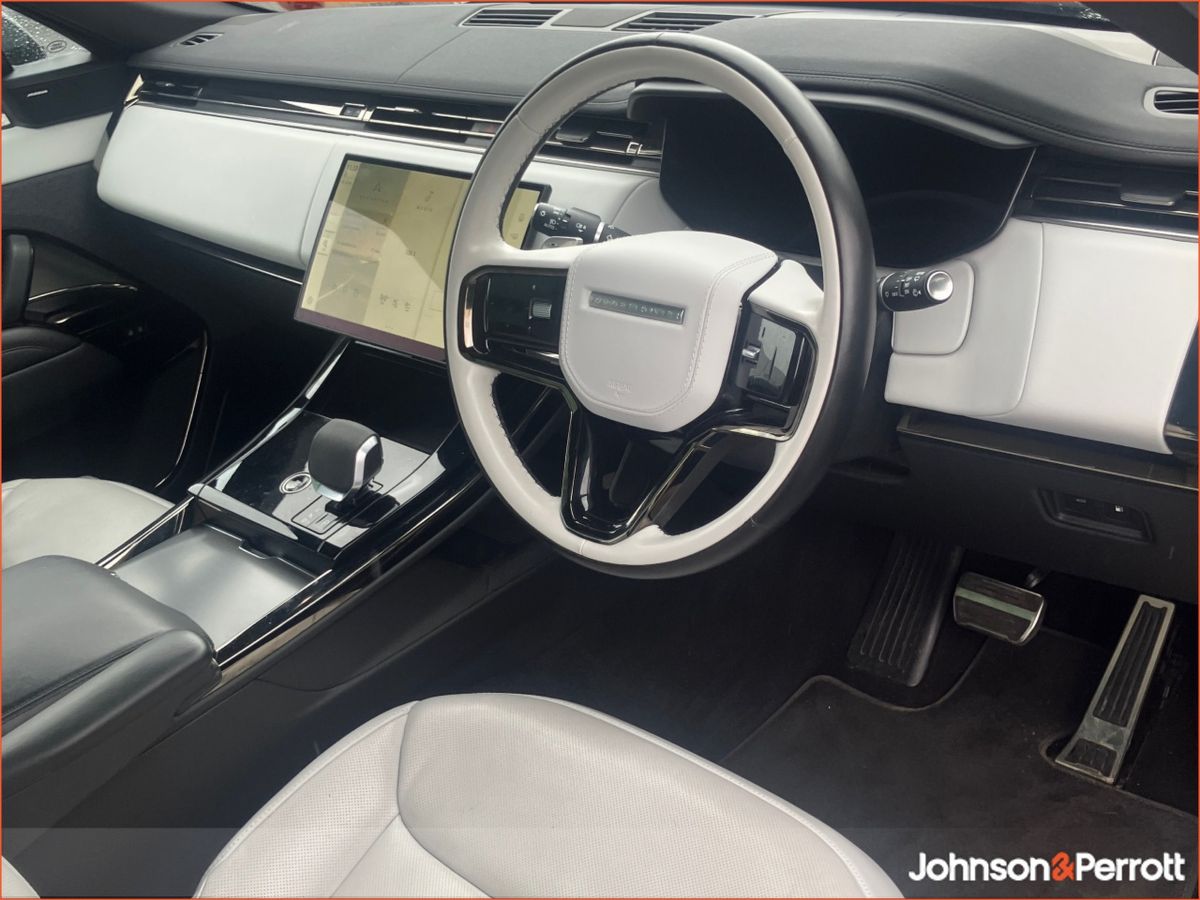 Land Rover Range Rover Sport SWB 3.0 I6 PHEV DYNAMIC SE,  (Remainder of Manufacturer Warranty)