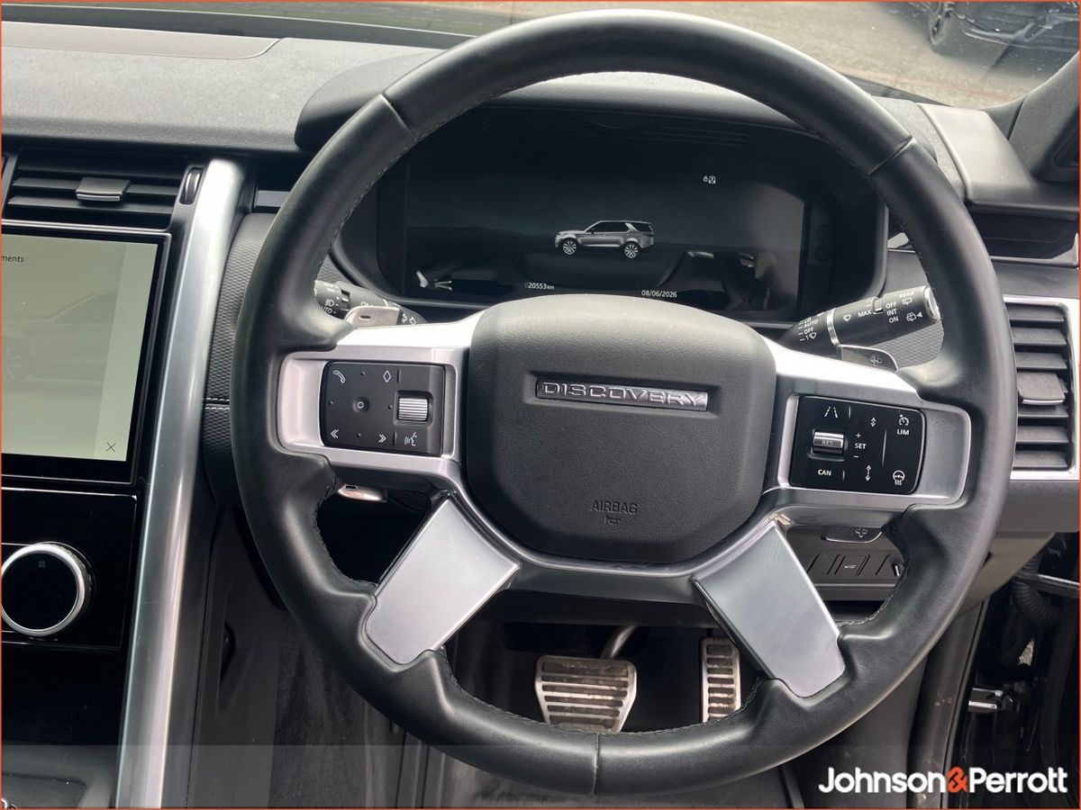 Land Rover Discovery DISCOVERY 3.0 D350 SE COMMERCIAL, (Remainder of 5 Year Manufaturer Warranty & Price Excludes VAT)