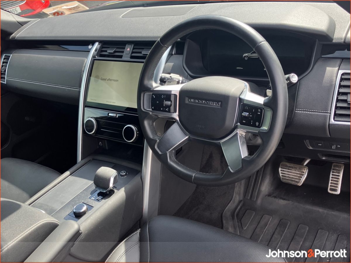 Land Rover Discovery DISCOVERY 3.0 D350 SE COMMERCIAL, (Remainder of 5 Year Manufaturer Warranty & Price Excludes VAT)