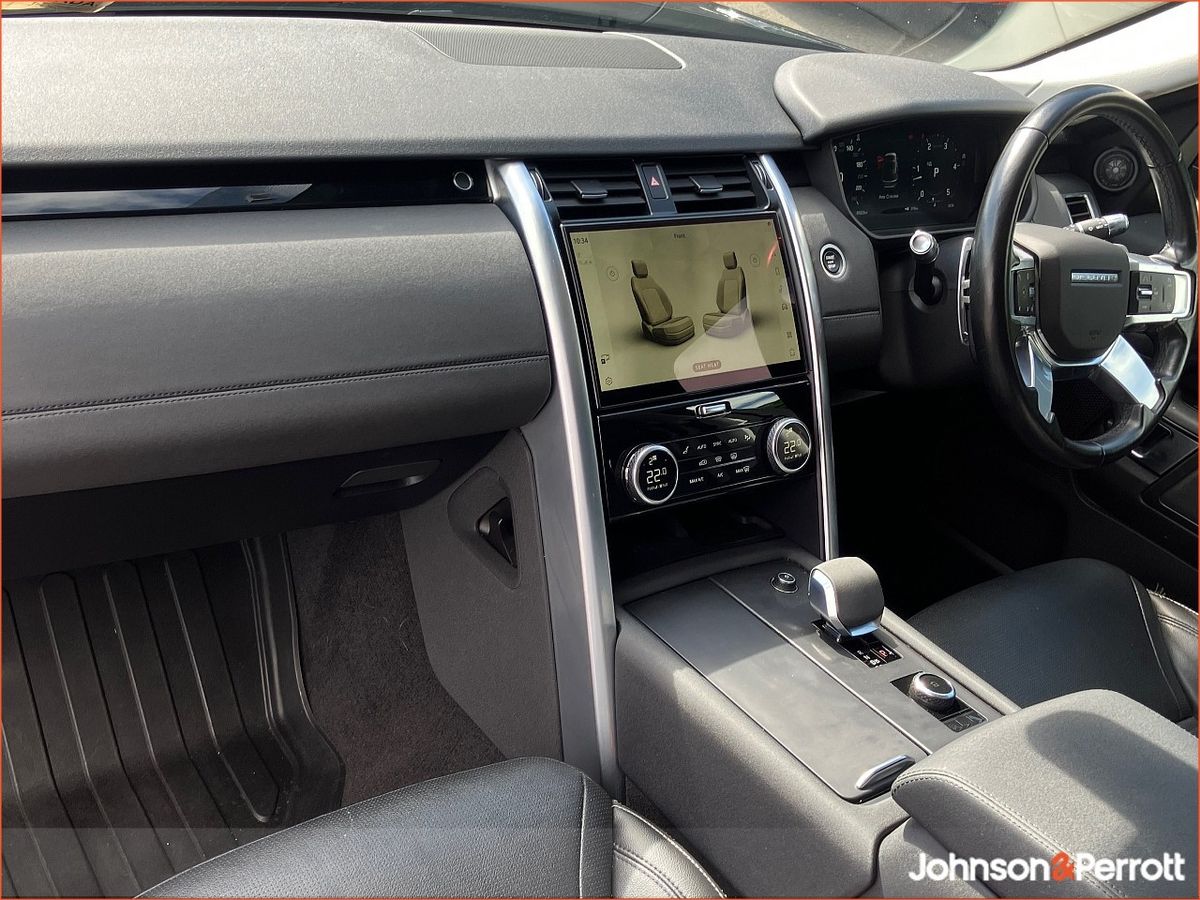 Land Rover Discovery DISCOVERY MY21 3.0 SD6 SE COMM, (Price Excludes VAT)