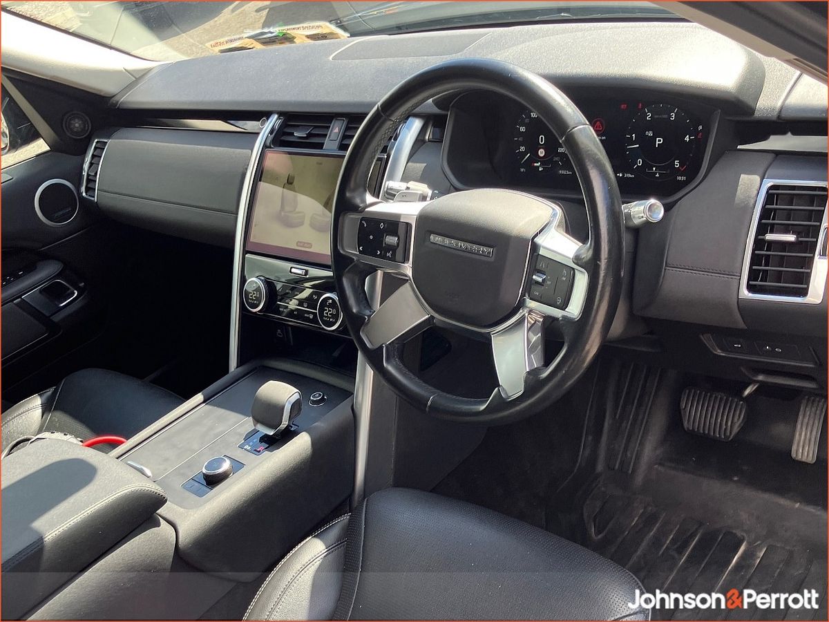 Land Rover Discovery DISCOVERY MY21 3.0 SD6 SE COMM, (Price Excludes VAT)