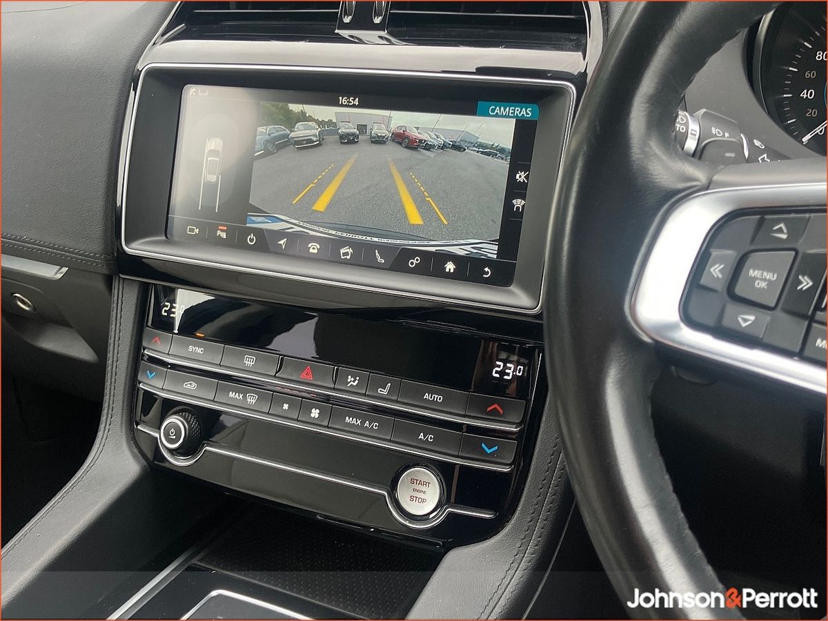 Jaguar F-Pace AWD 2.0 D 180PS Prestige Auto