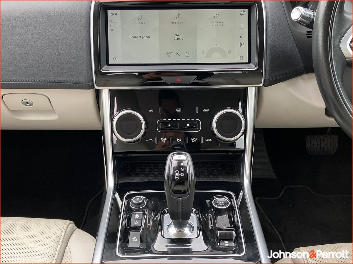 Jaguar XE 2.0D I4 204 PS RWD S