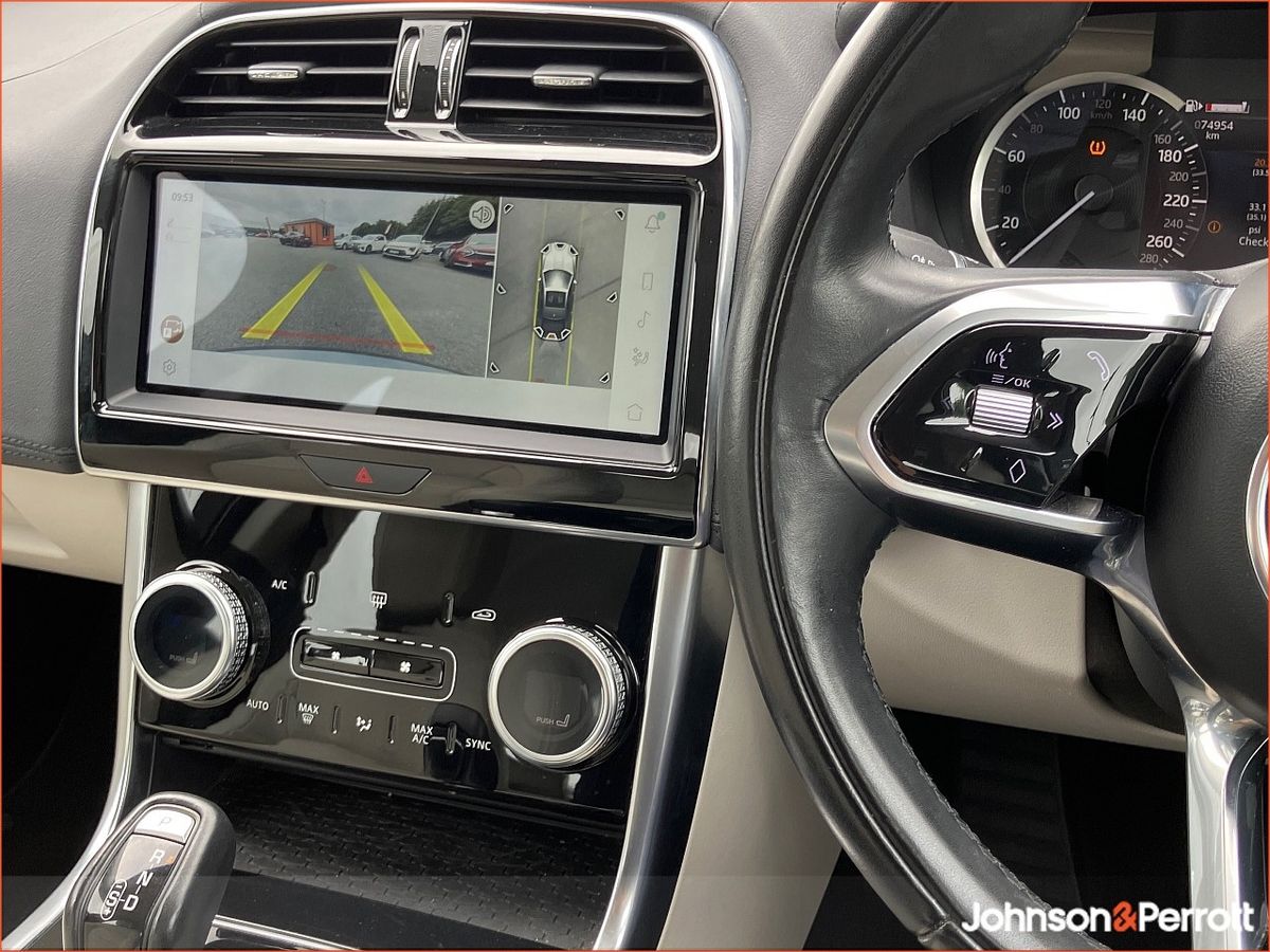 Jaguar XE 2.0D I4 204 PS RWD S