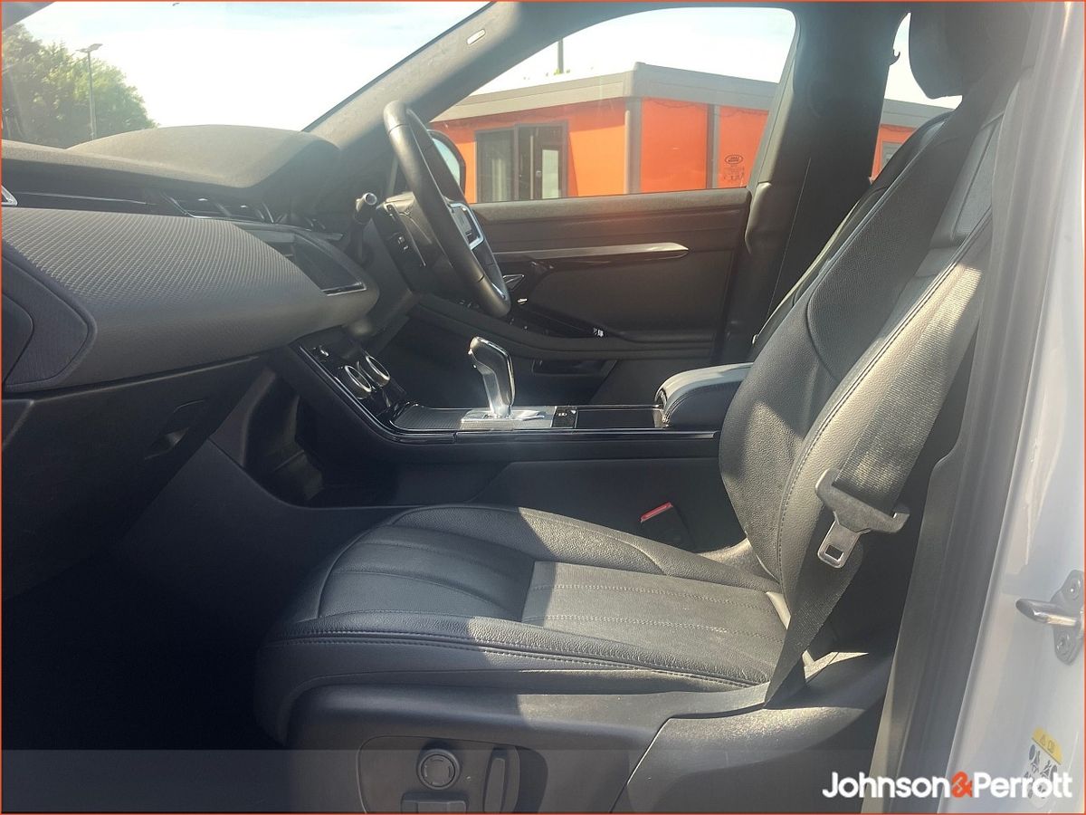 Land Rover Range Rover Evoque R Rover Evoque R-Dyn S Phev A  R-Dynamic S  P300 e 309 AWD PHEV 109BHP /80kw 12.2 kWh Battery Auto Start/Stop