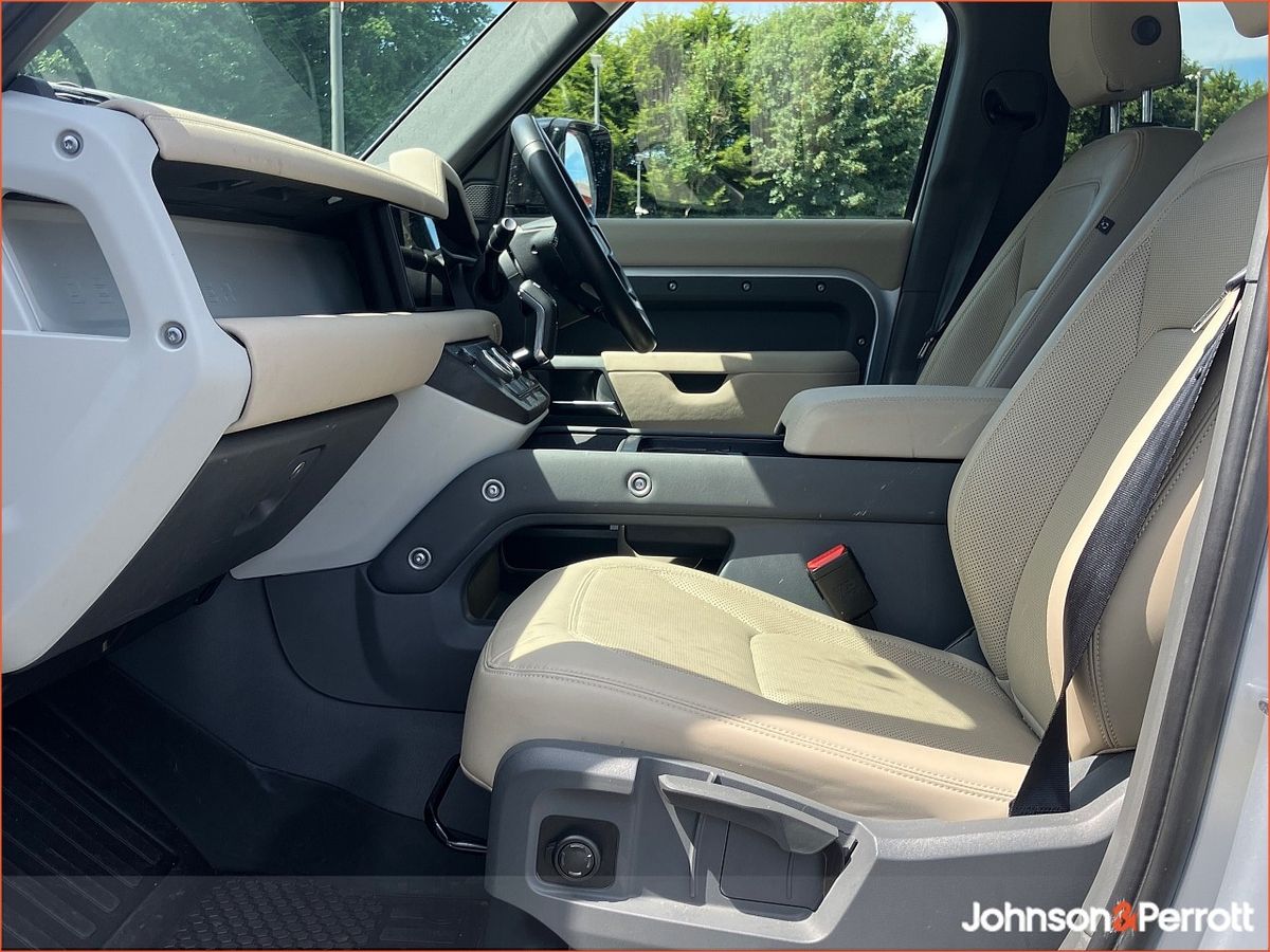 Land Rover Defender 110 2.0 Si4 PHEV S