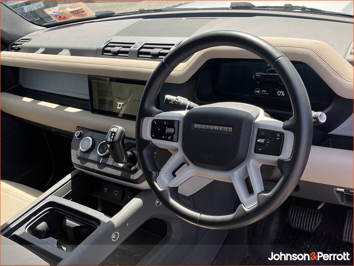 Land Rover Defender 110 2.0 Si4 PHEV S