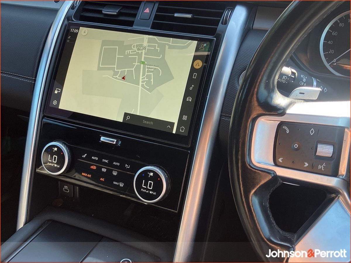 Land Rover Discovery DISCOVERY DISCOVERY 3.0 SD6 R- (Price Excludes VAT)