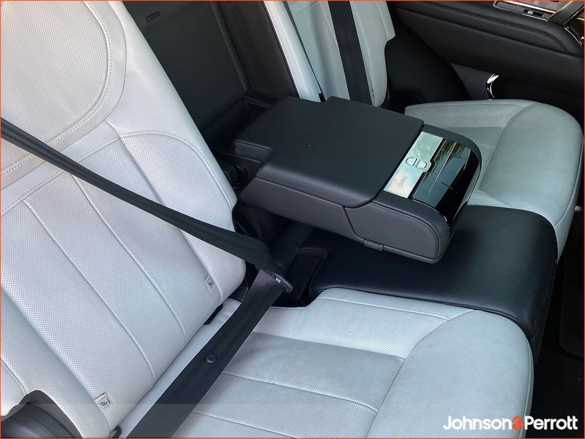 Land Rover Range Rover Sport SWB 3.0 Si6 PHEV SE