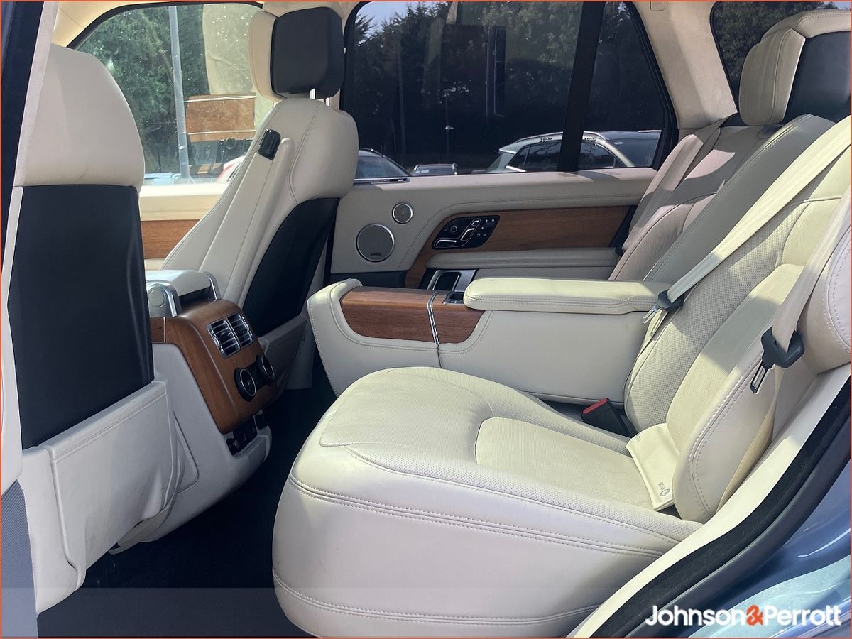 Land Rover Range Rover 2.0 I4 PHEV 404 PS Vogue