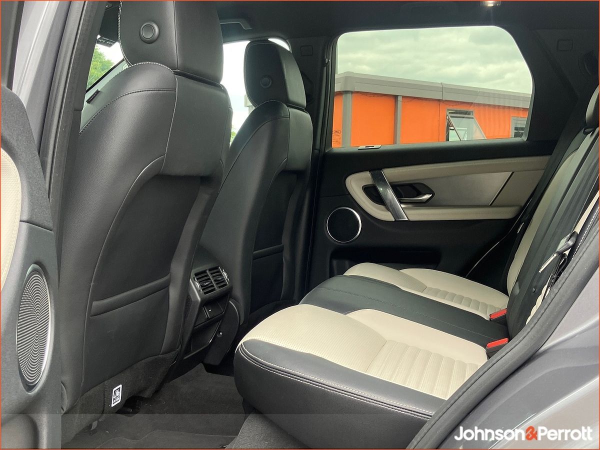Land Rover Discovery Sport 1.5 I3 PHEV 300 PS AWD R-Dynamic S Auto