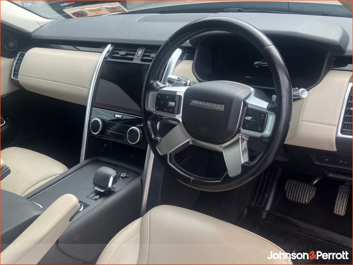 Land Rover Discovery 3.0D SDV6 306PS 4WD Auto Landmark