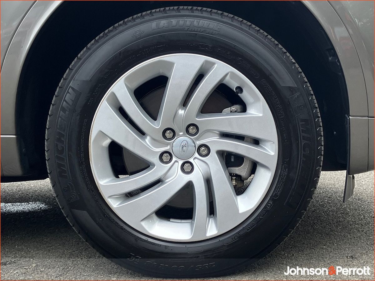 Land Rover Discovery Sport 1.5 I3 PHEV 309 PS AWD S Auto,  (Remainder of Manufacturer Warranty)