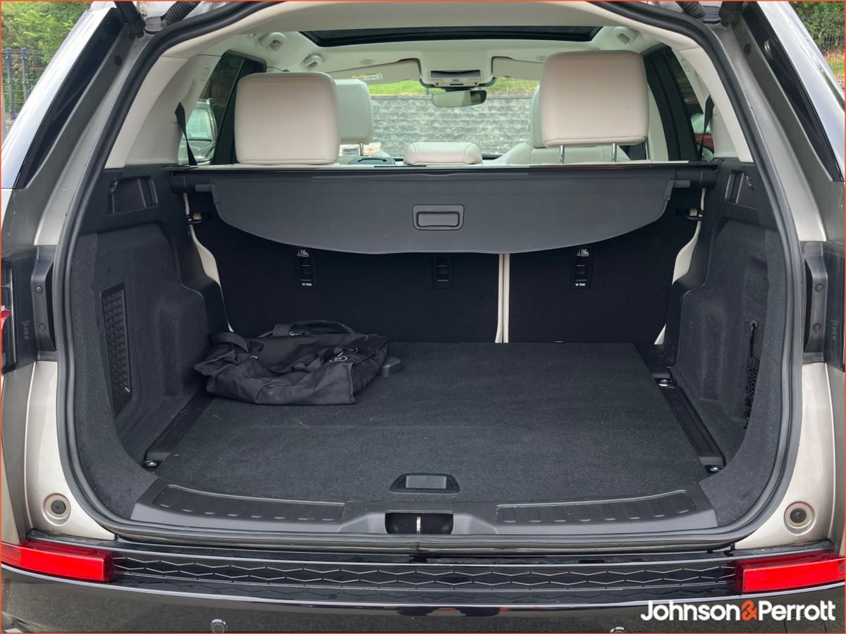 Land Rover Discovery Sport 1.5 I3 PHEV 309 PS AWD S Auto,  (Remainder of Manufacturer Warranty)