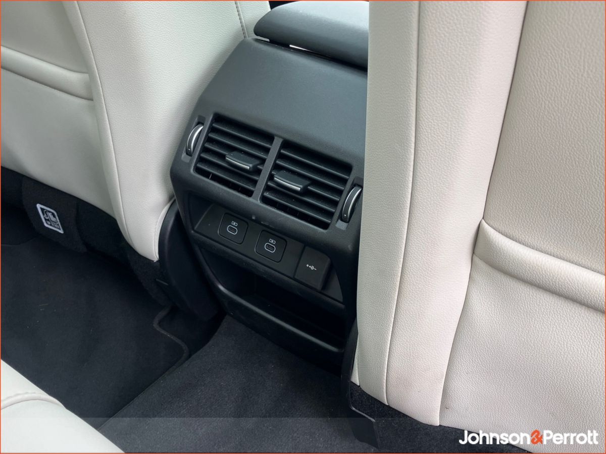 Land Rover Discovery Sport 1.5 I3 PHEV 309 PS AWD S Auto,  (Remainder of Manufacturer Warranty)