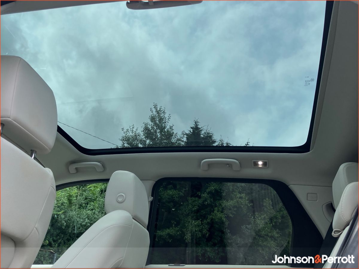 Land Rover Discovery Sport 1.5 I3 PHEV 309 PS AWD S Auto,  (Remainder of Manufacturer Warranty)
