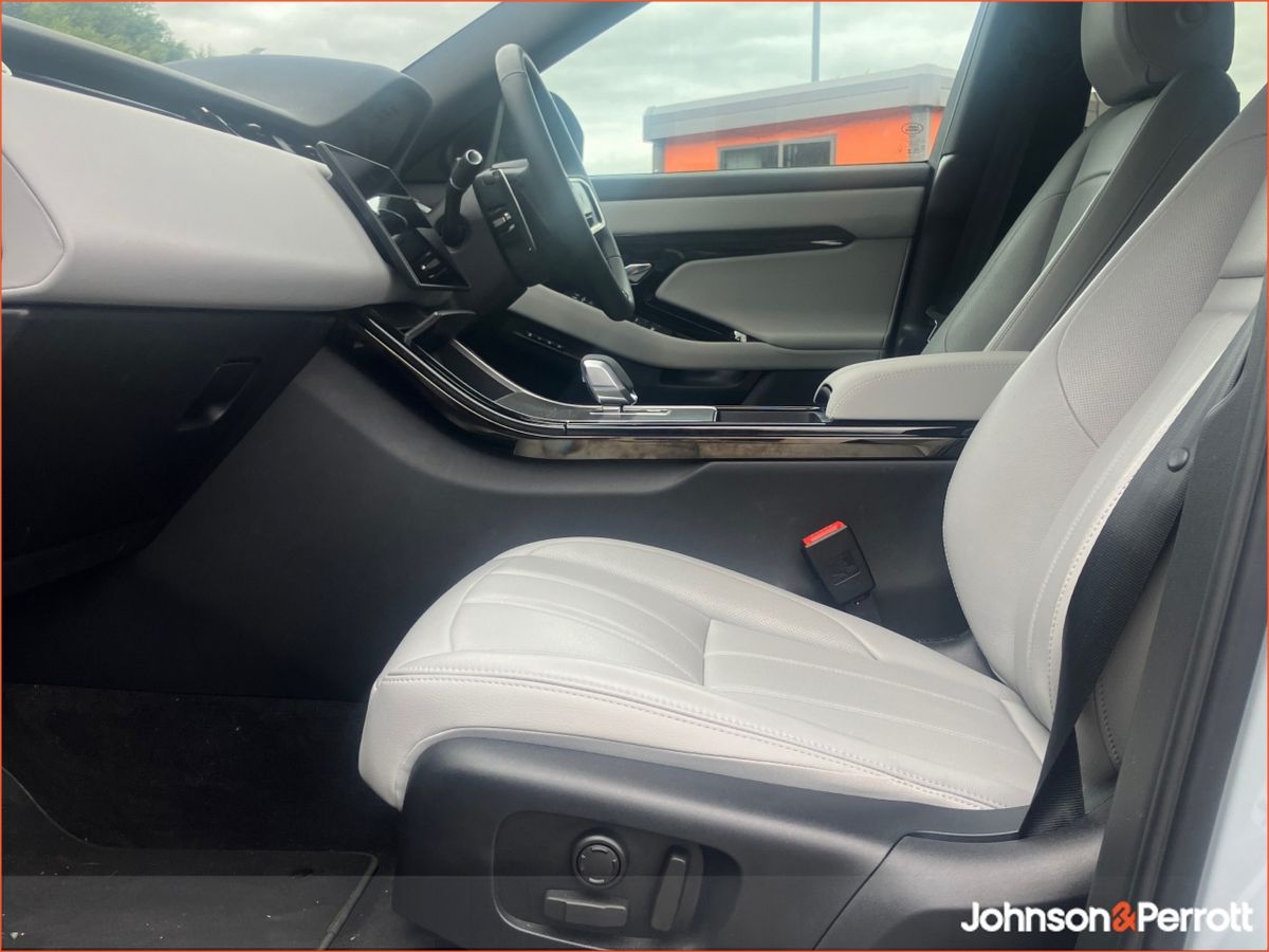 Land Rover Range Rover Evoque 1.5 I3 PHEV 269 PS S, (Remainder of Manufacturer Warranty)