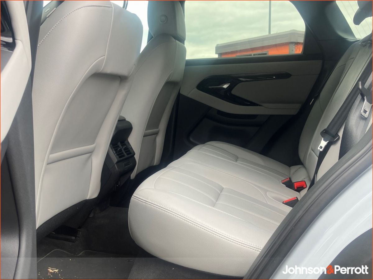 Land Rover Range Rover Evoque 1.5 I3 PHEV 269 PS S, (Remainder of Manufacturer Warranty)