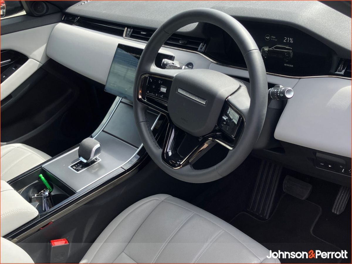 Land Rover Range Rover Evoque 1.5 I3 PHEV 269 PS S, (Remainder of Manufacturer Warranty)